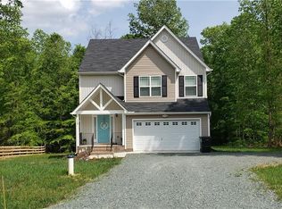 2900 Laketree Ct, Chester, VA 23831