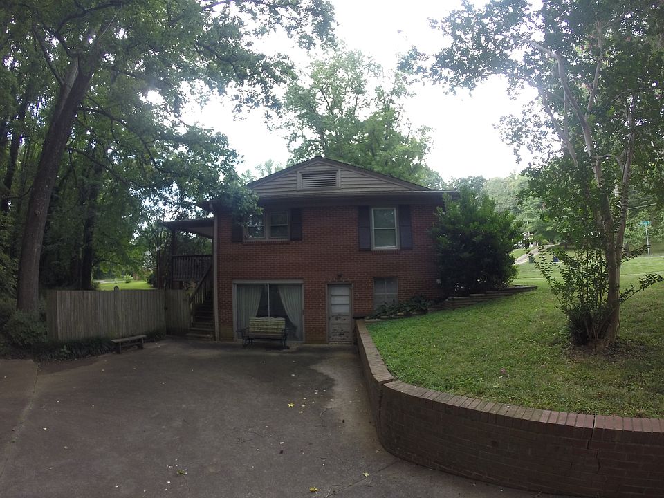 2nd image of 31 Hillside Dr
