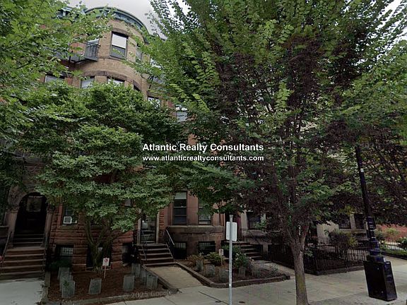 5th image of 854 Beacon St APT 2