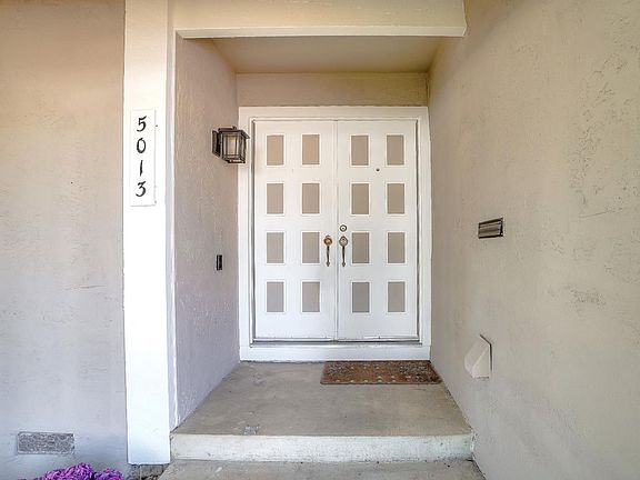 2nd image of 5013 Royal Estates Ct
