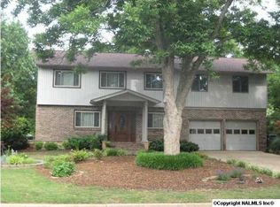 10023 Willow Park Dr SE, Huntsville, AL 35803