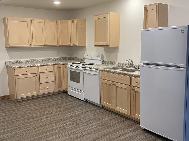 1830 Huntington Park Dr — Photo 28