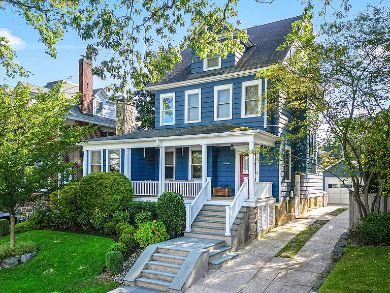 Welcome to 5 Gerlach Place!