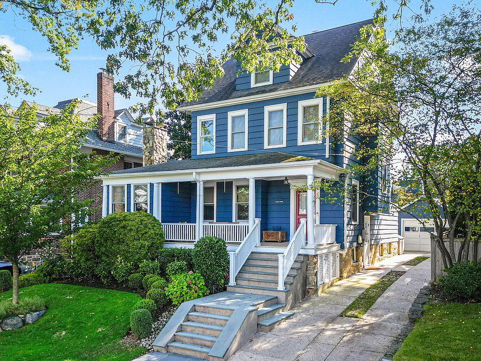 Welcome to 5 Gerlach Place!