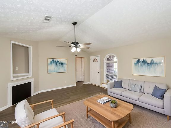 3rd image of 1257 Heritage Dr
