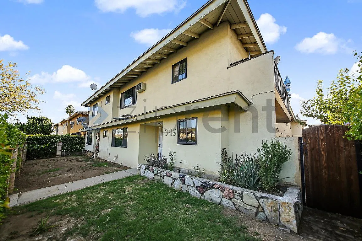 2 bed, 1000 sqft, $2,340 — Photo 4