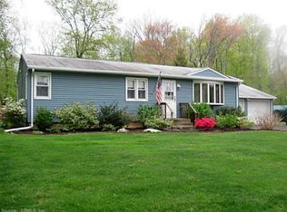 1774 Long Hill Rd, Guilford, CT 06437