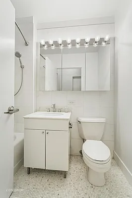Rented by Corcoran | media 7