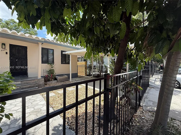 5530 NW Miami Ct — Photo 55