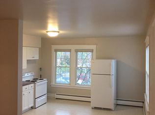 10126 Hegel Rd APT 3, Goodrich, MI 48438