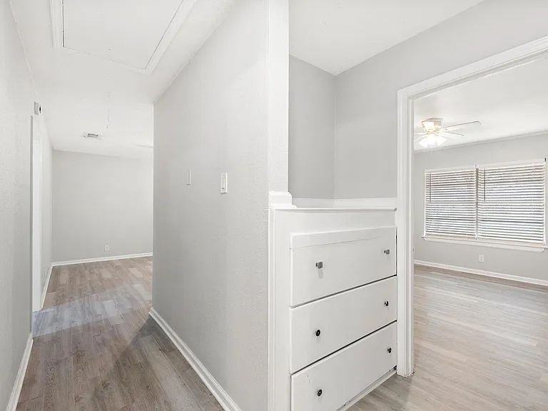 7938 Snowden St — Photo 21