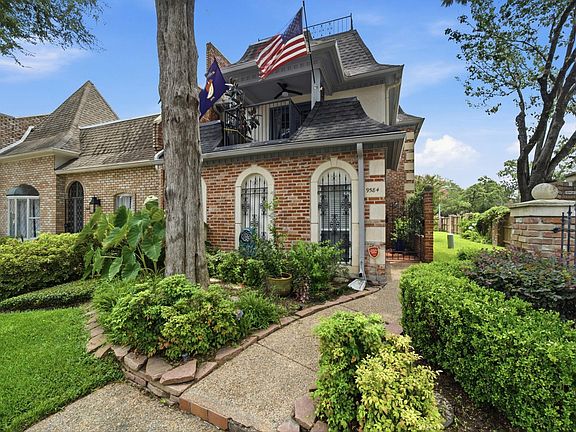 2nd image of 9584 Briar Forest Dr
