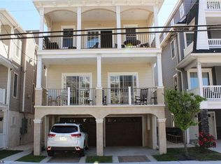 635 E 10th St, Ocean City, NJ 08226