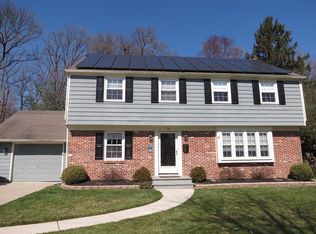 536 Tarrington Rd, Cherry Hill, NJ 08034