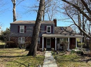 7216 Tod St, Falls Church, VA