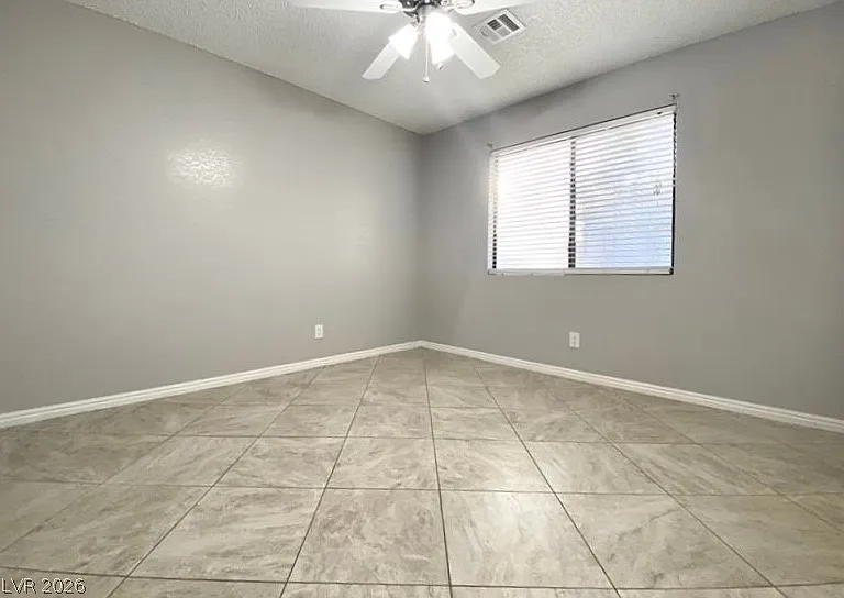 718 Skipjack Dr — Photo 22