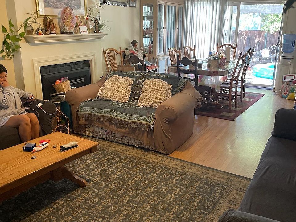 2nd image of 3592 Madeira Way