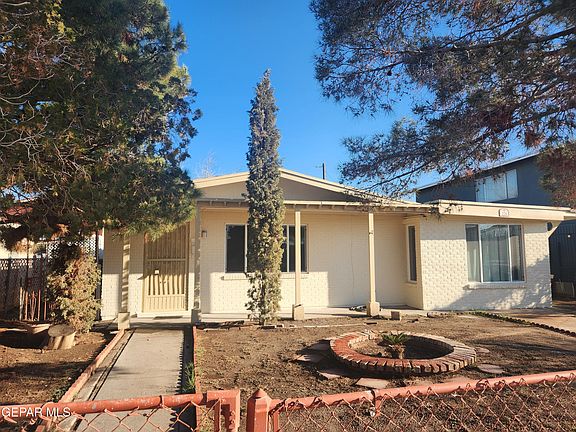 2nd image of 226 Coronado Rd