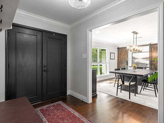 4th image of 6133 Berwyn Ln