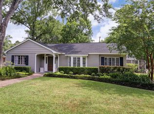 8 Cape Cod Ln, Houston, TX 77024