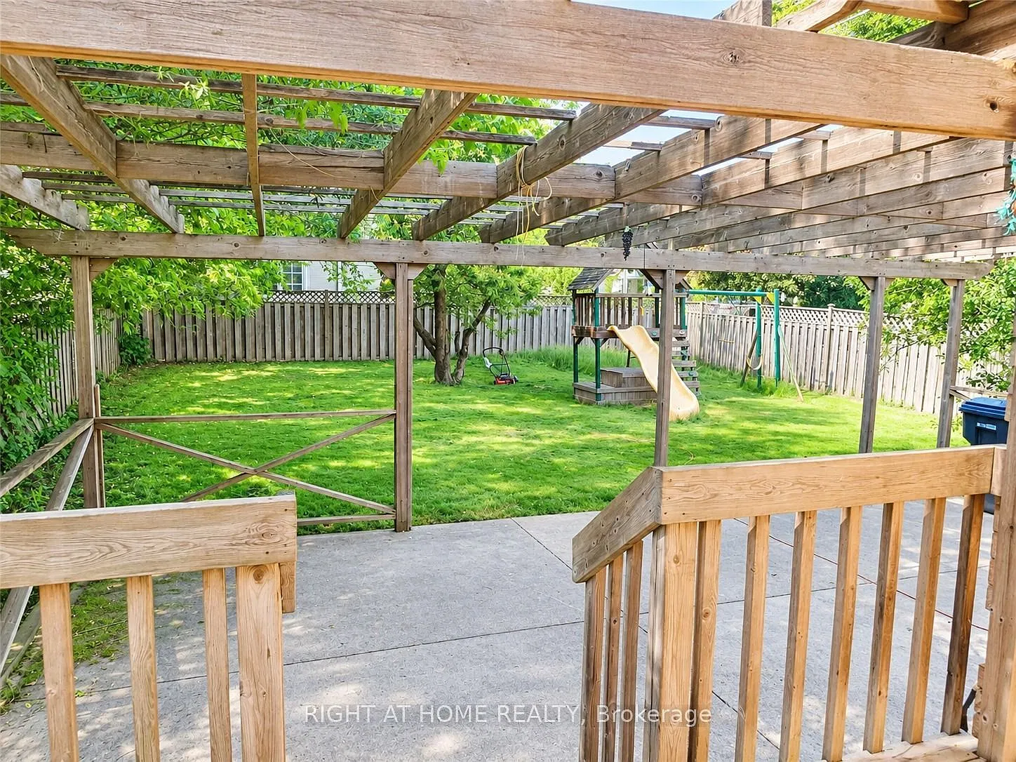 3 bed, $5,000 — Photo 4