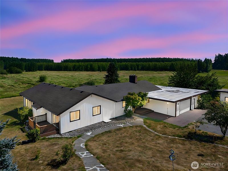 3rd image of 2227 S Scheuber Road