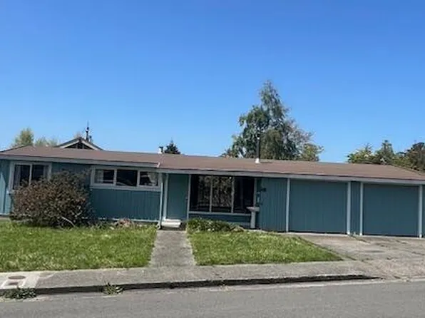 1154 Chester Ct, Arcata, CA 95521