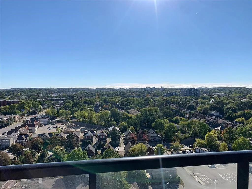 2 bed, 2.0 bath, 837 sqft, $2,400 — Photo 1