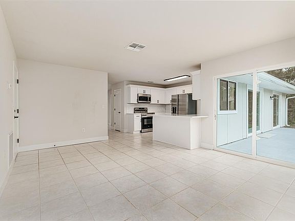 5th image of 4826 KIMBALL COURT W