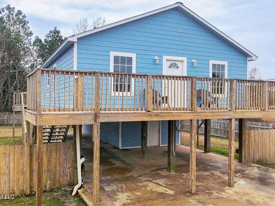 320 McDonald Dr, Pass Christian, MS, 39571