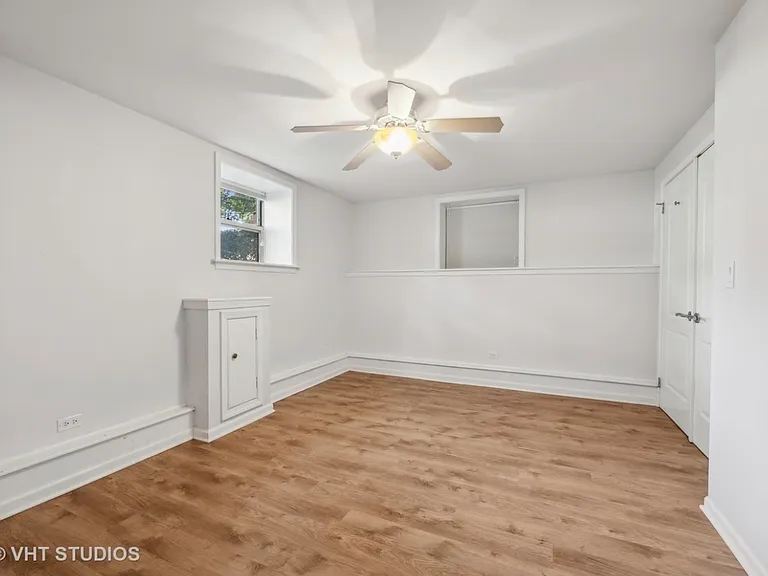 6766 N Onarga Ave #1E — Photo 8