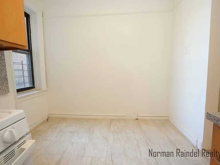 414 Avenue N #4D — Photo 8