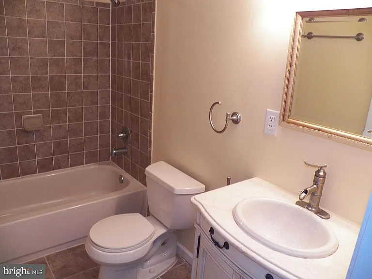 3010 McMaster Ct — Photo 20