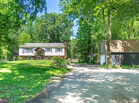 2nd image of 29 Friendship Rd
