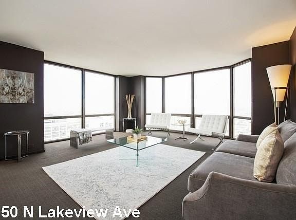 2nd image of 2650 N Lakeview Ave APT 1910