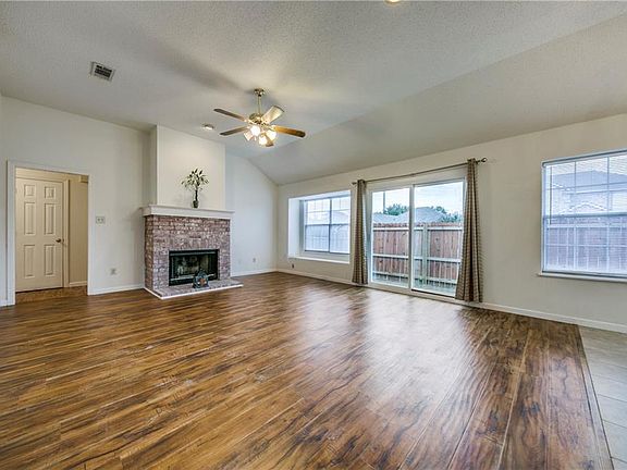 2nd image of 3229 Plumstead Dr