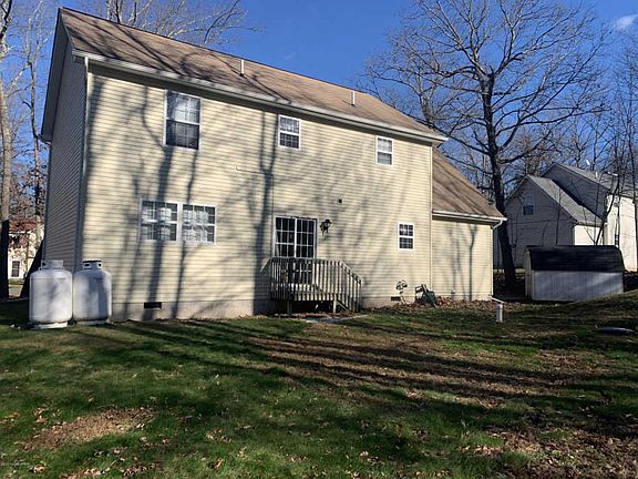 5th image of 2159 White Oak Dr