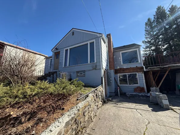 1275 NE Valley Rd, Pullman, WA 99163