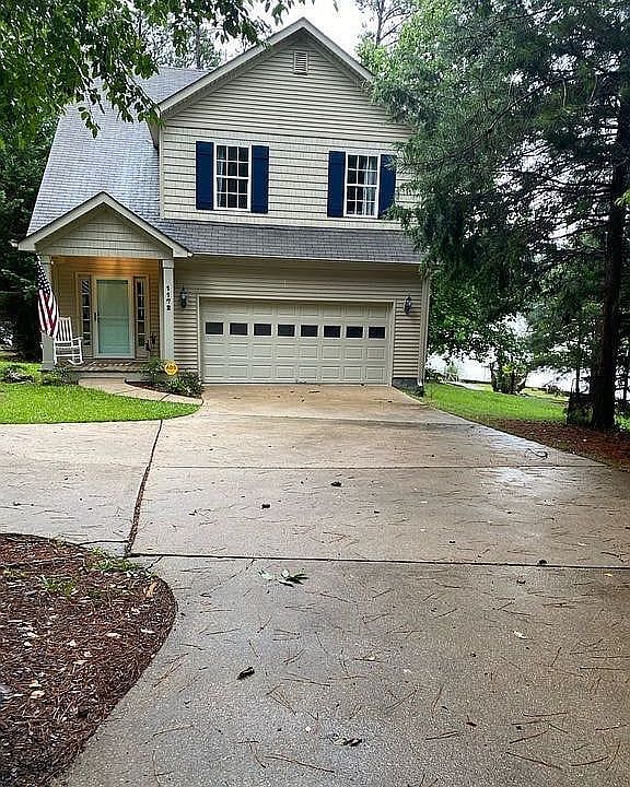 1st image of 1172 E Lakeshore Dr