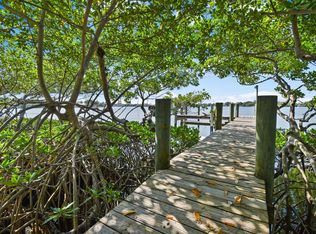 102 W Riverside Dr, Jupiter, FL 33469