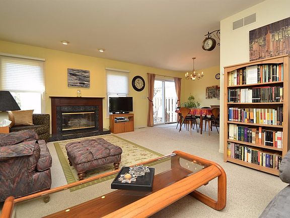 2nd image of 504 Liberty Pointe Dr
