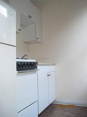 2nd image of 67 S Huntington Ave APT 1