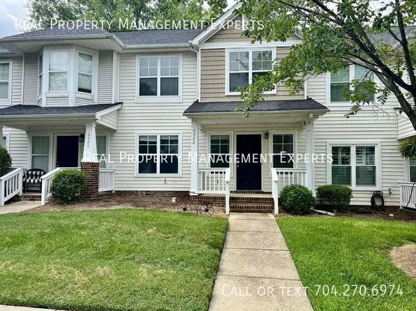6522 Point Comfort Ln, Charlotte, NC 28226