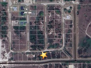 916 Ashley Oaks Dr, Lehigh Acres, FL 33974