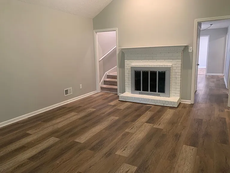 819 Fountain Ave — Photo 4