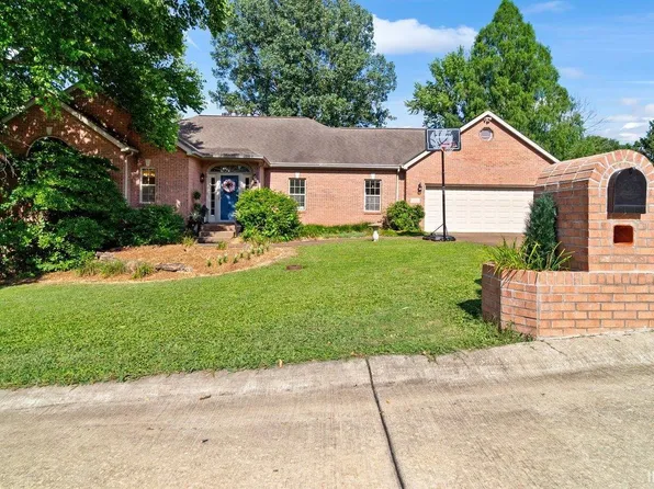 6701 Briar Ct, Evansville, IN 47711