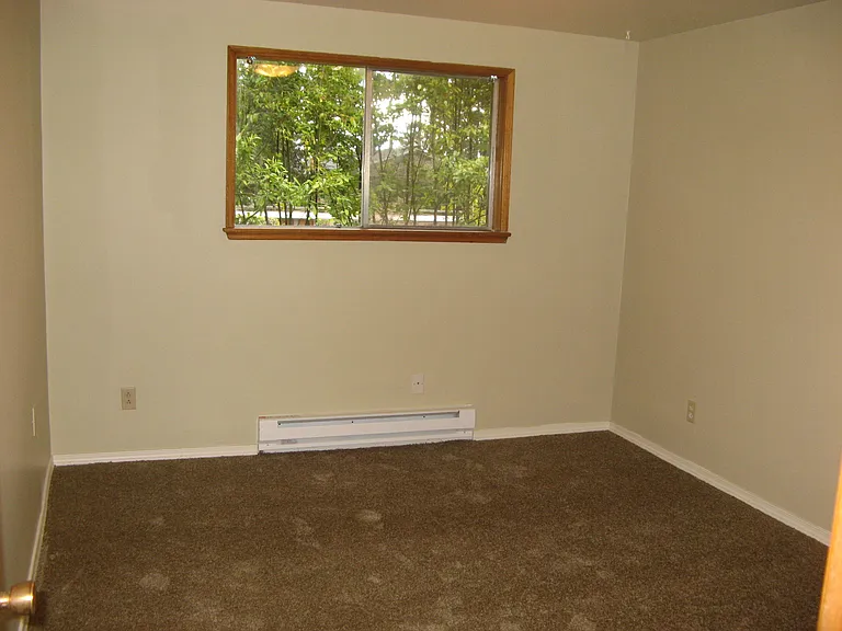 1825 S 310th St #6 — Photo 11
