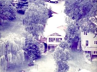 10708 S Shore Dr, Plymouth, MN 55441