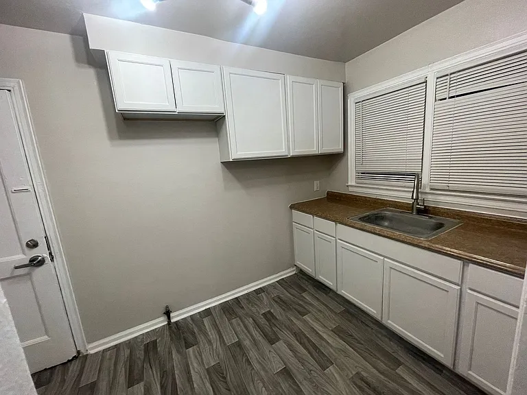 Detroit Luxury Living Apartments — Photo 11