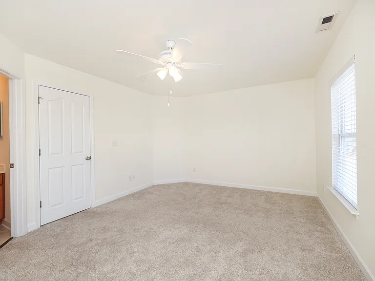 4614 Stoney Branch Dr — Photo 32